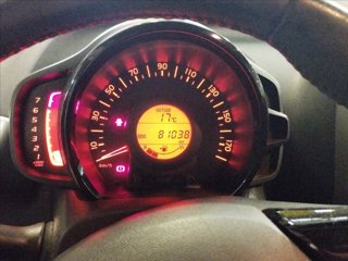 TOYOTA Aygo 5p 1.0 x-clusiv