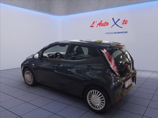 TOYOTA Aygo 5p 1.0 x-clusiv